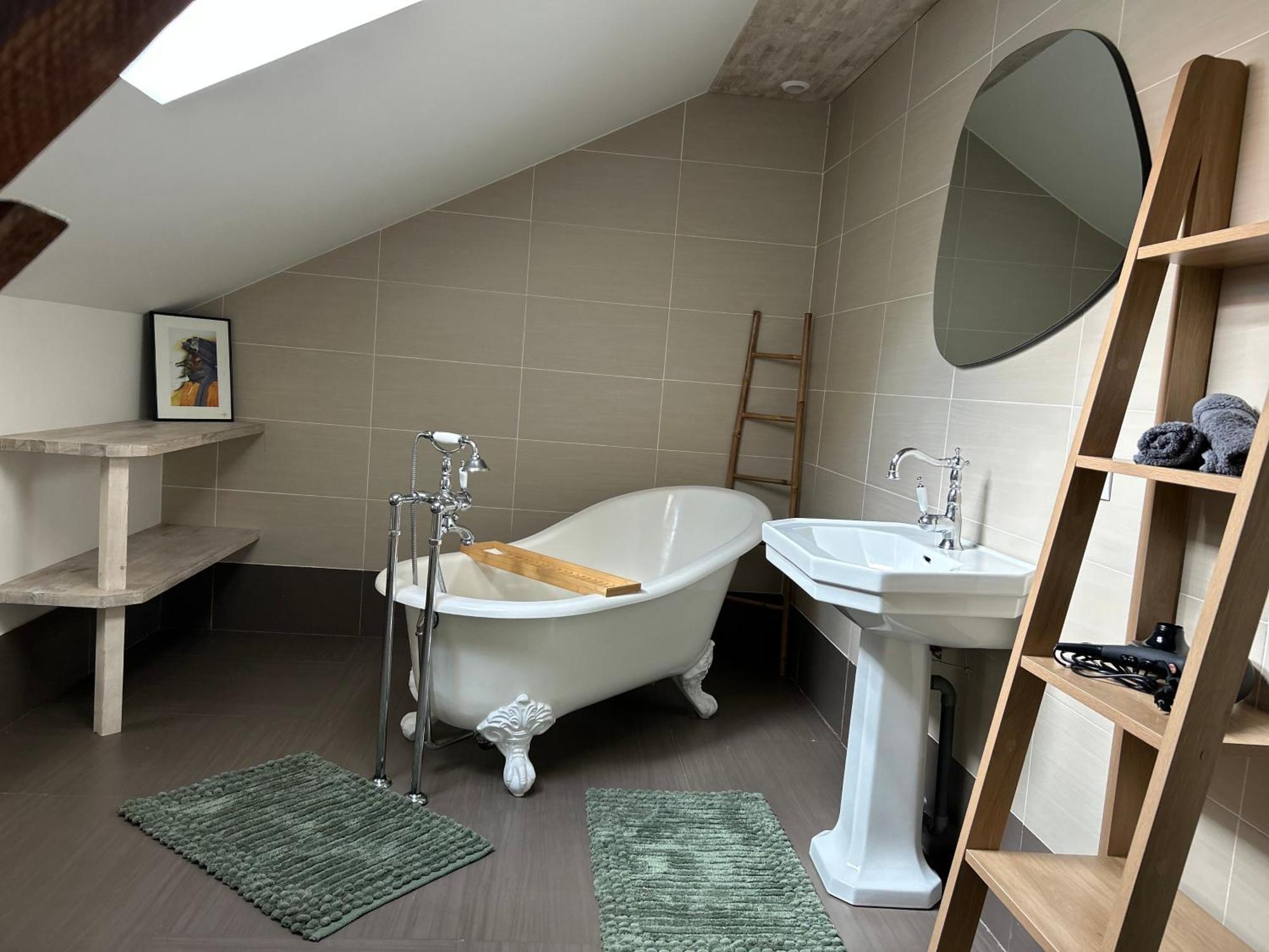 Chic Et Cosy Lägenhet Passy  Exteriör bild
